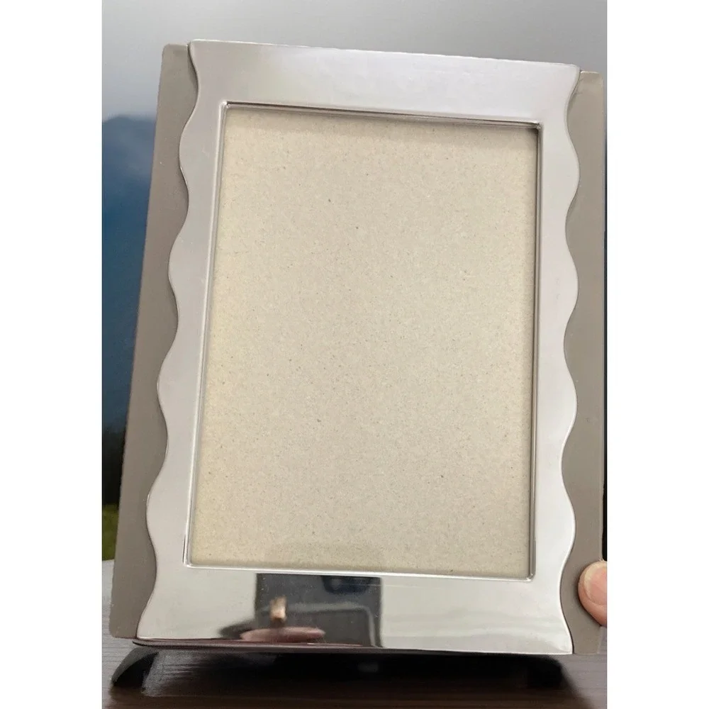 Burnes Of Boston ‎ 5 x 7 Picture Photo Frame Chrome and Gunmetal Gray Wavy